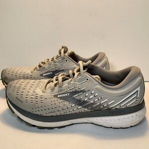 Size 9 - Brooks Ghost 13 Gray Style Code 120338-1B-435 Size 9 Sneaker Shoes